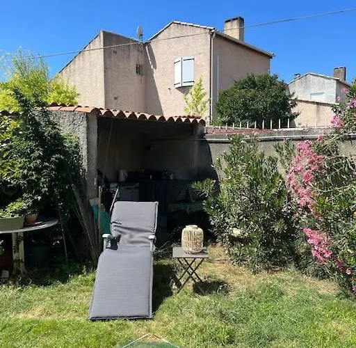 Maison Familiale Idealement Situee Avec Le Confort
