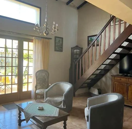 Vila Maison Familiale Idealement Situee Avec Le Confort